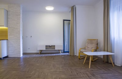 Alquiler de un luminoso apartamento de 2 habitaciones, 64 m², Zvezdara, Belgrado, Serbia